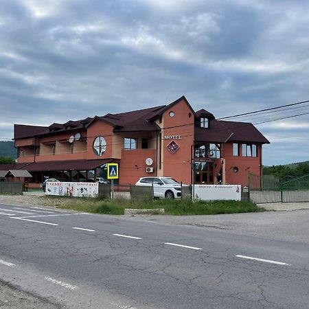 Motel Adam Tirgu Ocna Exterior photo